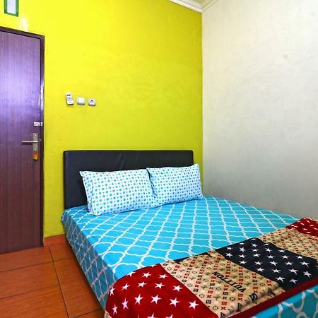 Semata Wayang Syariah Homestay Banjarbaru Esterno foto